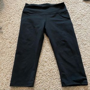 knee high black leggings